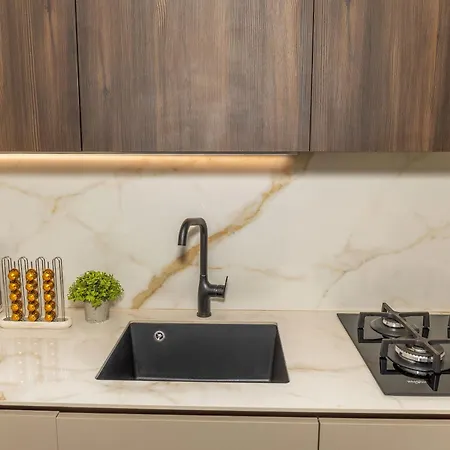 Luxury 2 Bedroom In Appartamento *