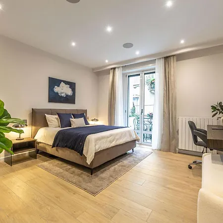 Luxury 2 Bedroom In Appartamento Milano