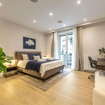 Luxury 2 Bedroom In Appartamento Milano