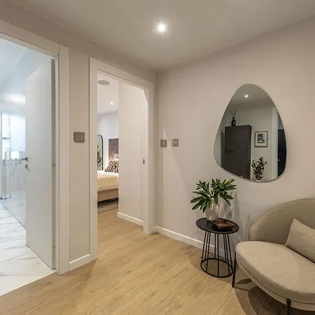 Luxury 2 Bedroom In * Milano