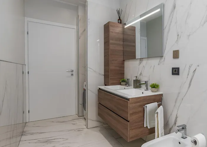 Luxury 2 Bedroom In Appartamento Milano
